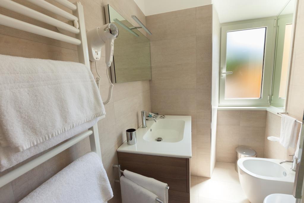 Melody Suite Rome Room photo